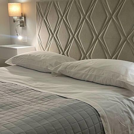 Albergo Cerchi Tortona Eksteriør bilde