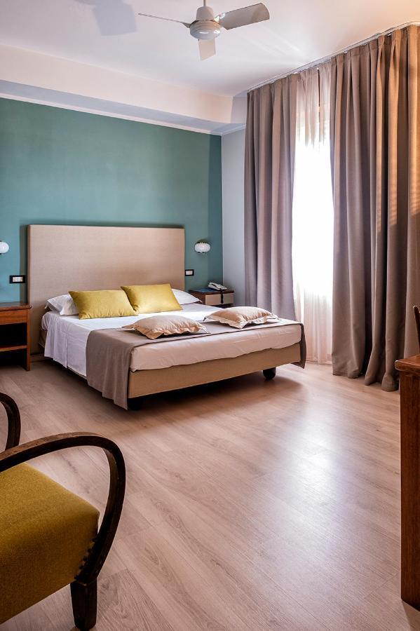 Albergo Cerchi Tortona Eksteriør bilde